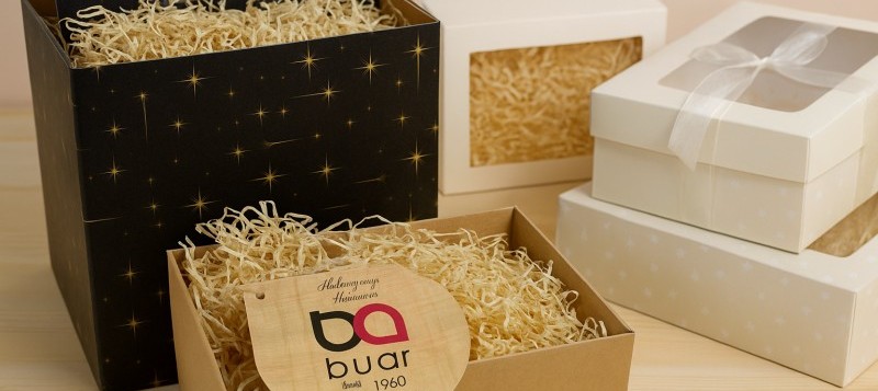 5 ideas de packaging sostenible con viruta y cajas recicladas